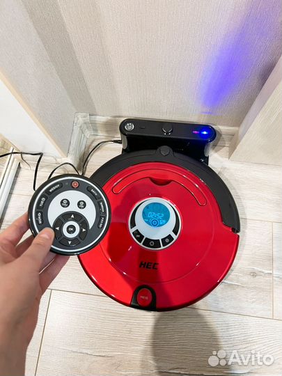 Робот пылесос hec