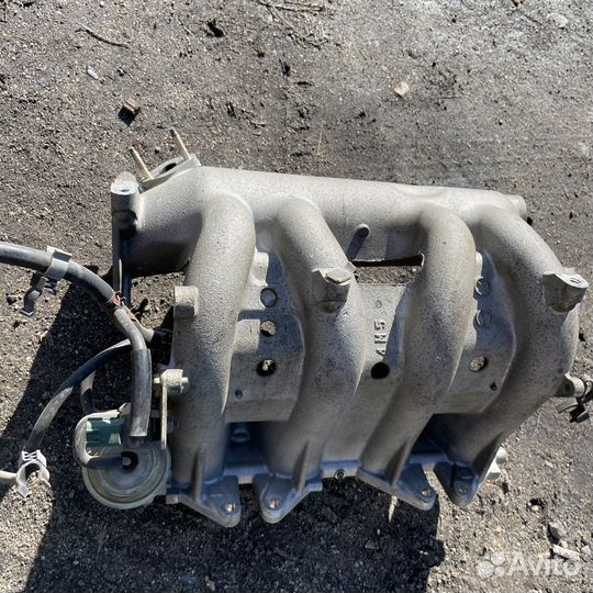 Впускной коллектор