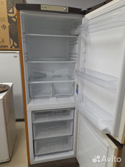 Холодильник indesit