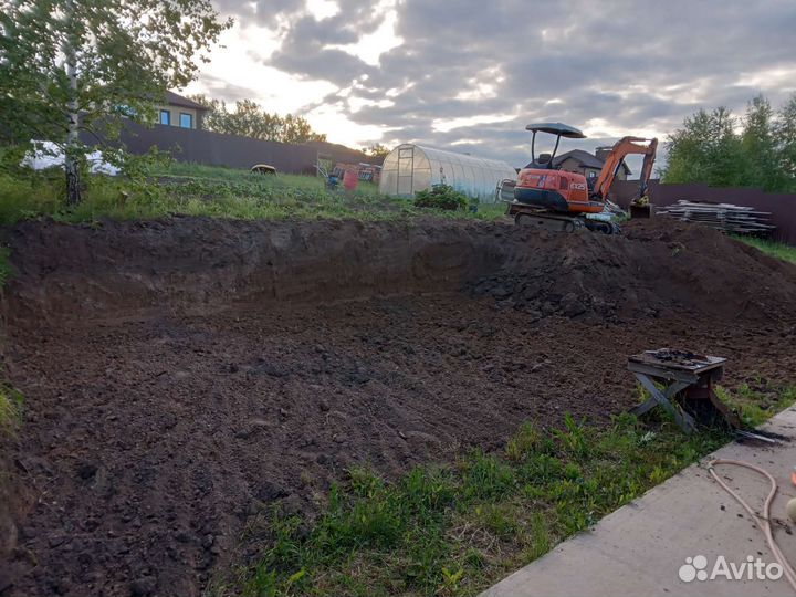 Мини экскаватор