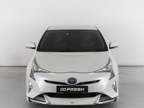 Toyota Prius 1.8 CVT, 2017, 34 864 км, с пробегом, цена 2 010 000 руб.