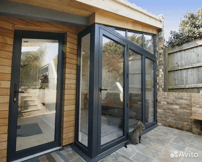 Пластиковые двери / Входная группа