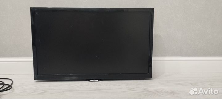 Телевизор samsung LED / UE22F5000AK