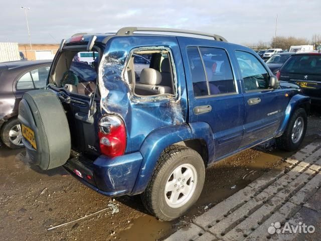 Разбор на запчасти Jeep Liberty