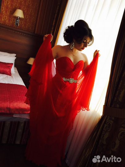 Плате вечернее праздничное jovani 44