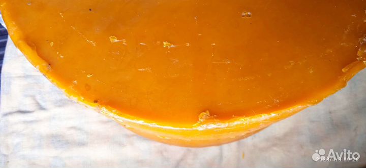 Воск пчелиный