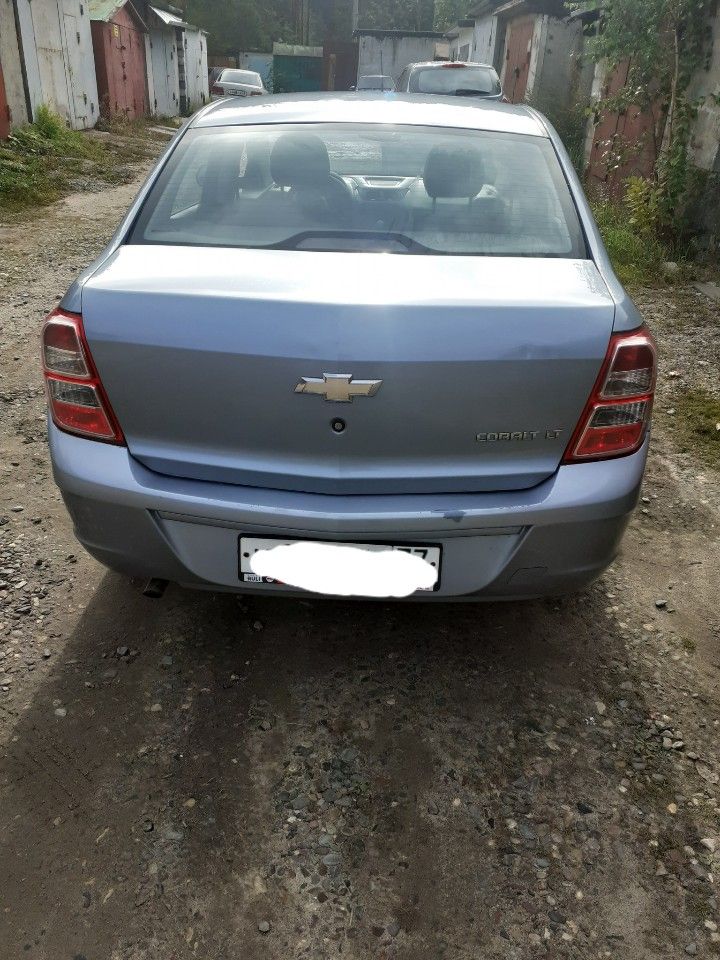 Chevrolet Cobalt: фото владельца