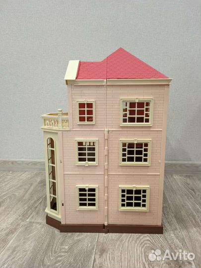 Домик кукольный составной