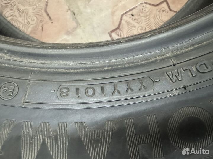 Yokohama Ice Guard IG60 215/55 R17