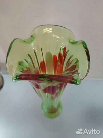 Ваза цветное стекло