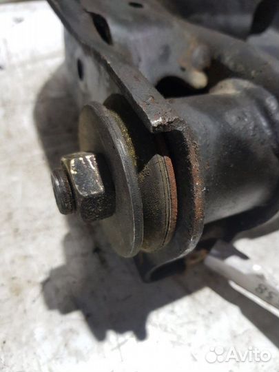 Рычаг подвески передний правый Mazda Titan SYF6T