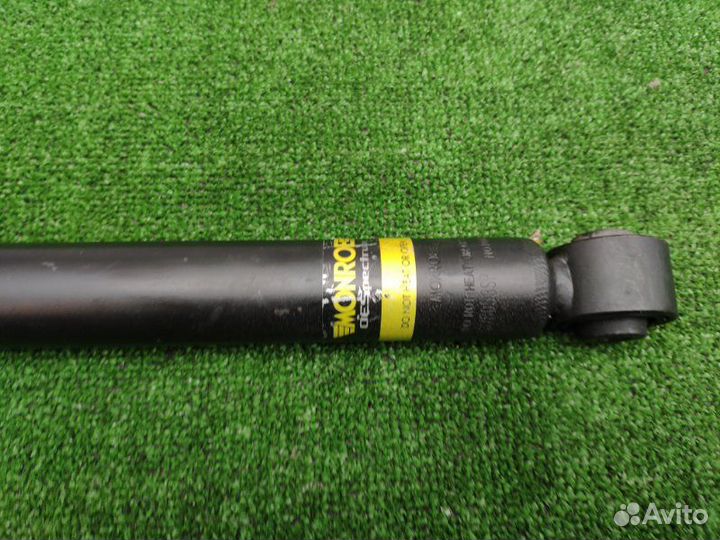 Амортизатор задний Honda Civic 4D R18A1 2009