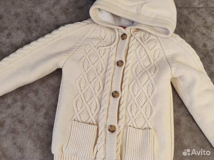 Кофта на меху 122р