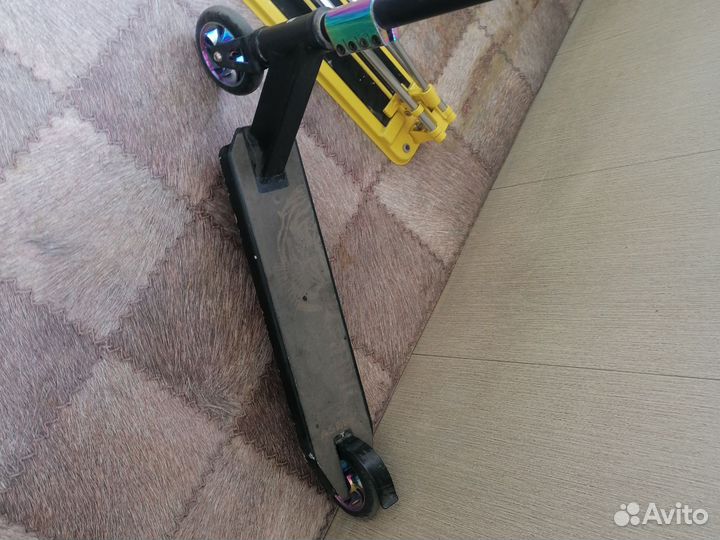 Трюковой самокат