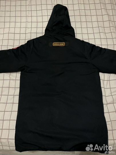 Зимняя куртка Canada Goose