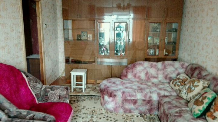 2-к. квартира, 47 м², 1/3 эт.