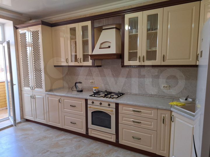 2-к. квартира, 65 м², 1/4 эт.