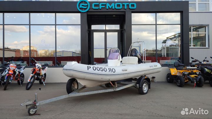 Лодка Brig F450L