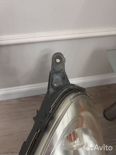 Передние фары toyota fun cargo рестайлинг