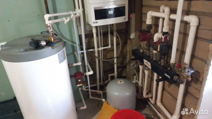 Слесарь сантехник