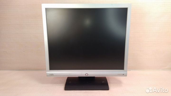 Монитор б/у 17
