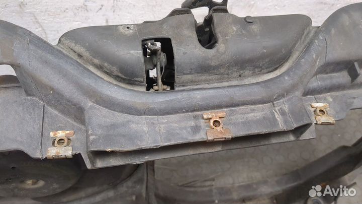 Рамка передняя Volkswagen Passat 5