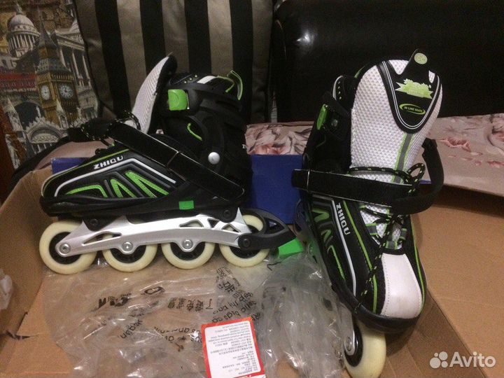 Роликовые коньки