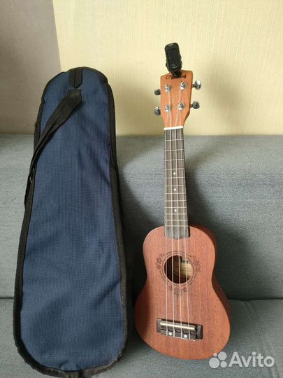 Укулеле, тюнер, чехол