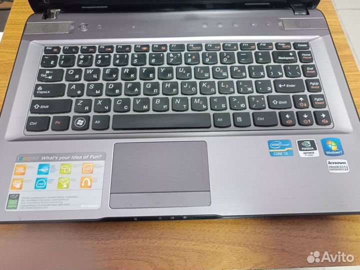 Ноутбук Lenovo IdeaPad Y470