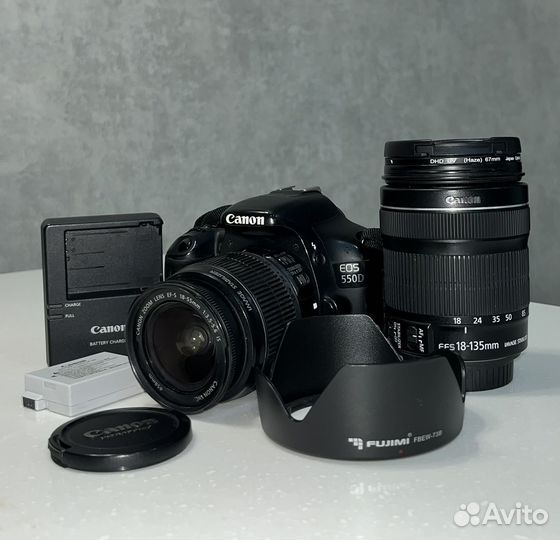 Зеркальный фотоаппарат canon 550d