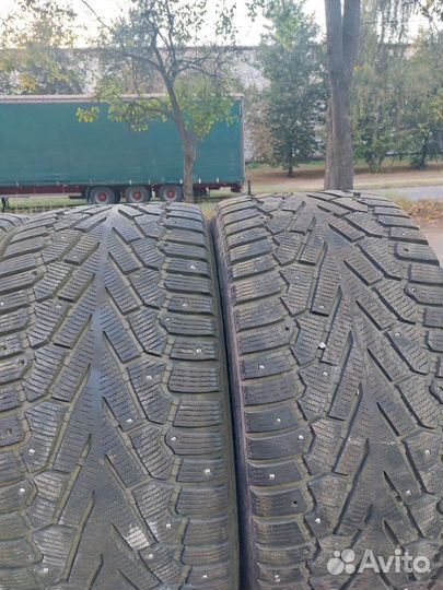 Pirelli Ice Zero 295/40 R21 111H