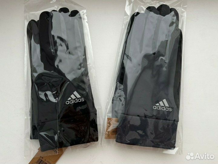 Спортивные перчатки adidas