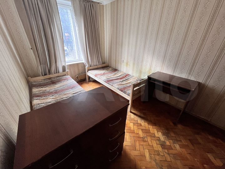 Комната 12 м² в 3-к., 1/9 эт.