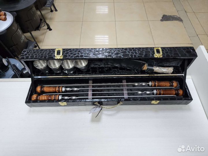 Набор шампуров подарочный в чемоданчике арт101