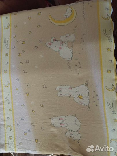 Бортики на детскую кроватку