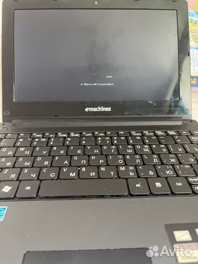 Нетбук eMachines
