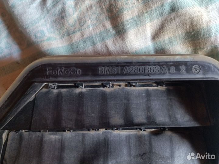 Клапан вентиляции багажника Ford Focus 3