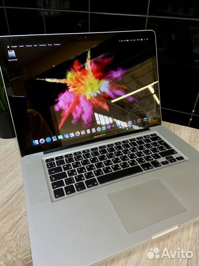 Macbook pro 15 16/250 core i7