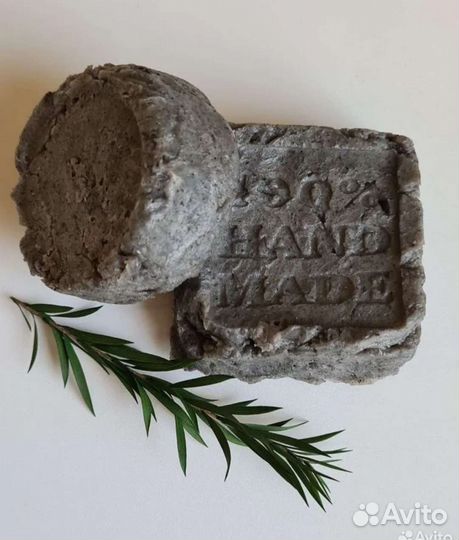 Против ломкости и выпадения волос.Твердый шампунь