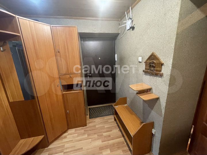 3-к. квартира, 62 м², 1/2 эт.
