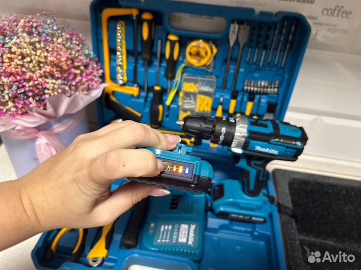 Шуруповерт makita