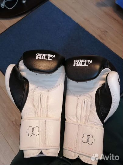 Профессиональные кожаные перчатки для бокса