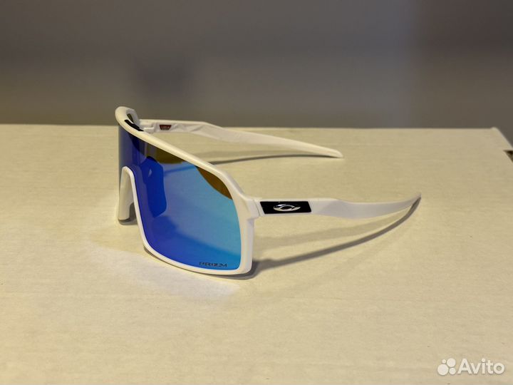 Солнцезащитные очки oakley sutro