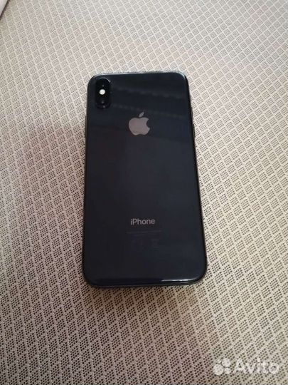 Телефон iPhone