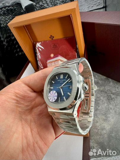 Механические часы Patek Philippe