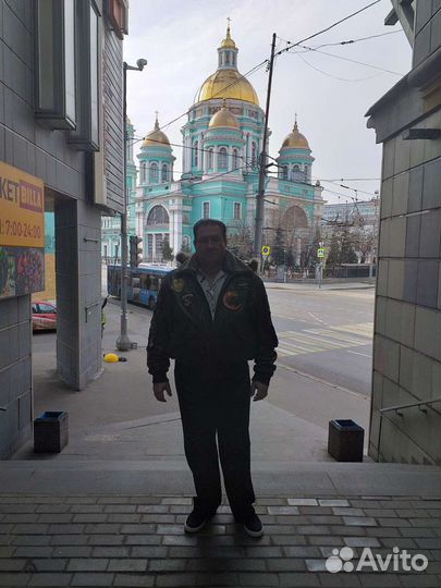 Администратор, контролер, хостес, охрана