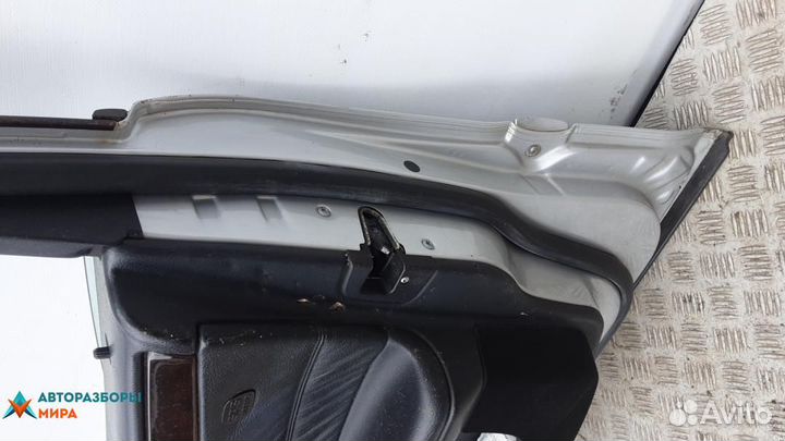 Дверь передняя правая Mercedes-Benz C-Класс