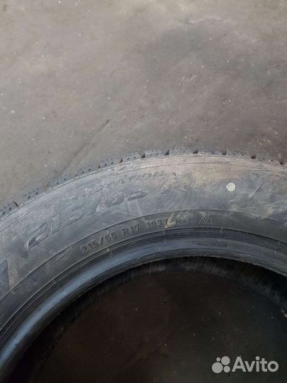 Pirelli Ice Zero 215/65 R17 103T