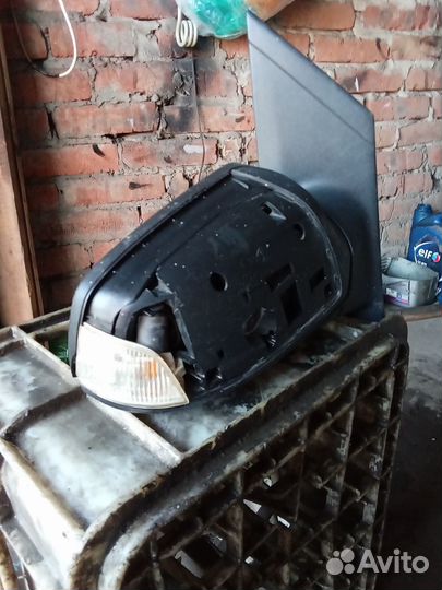 Боковое зеркало на ford focus 2