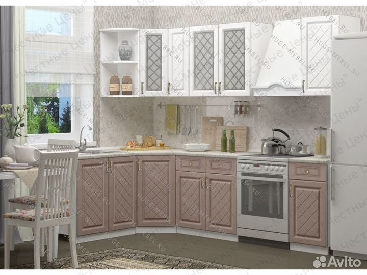 Маленькая угловая кухня 